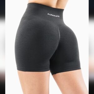 NWT Alphalete Amplify Short in Shadow